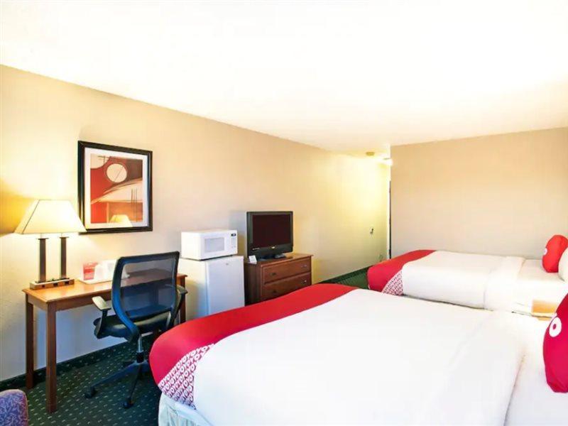 Oyo Hotel Spokane North Экстерьер фото