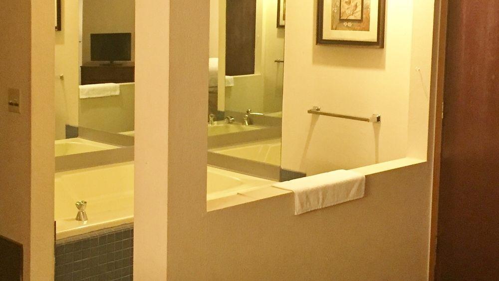 Oyo Hotel Spokane North Экстерьер фото