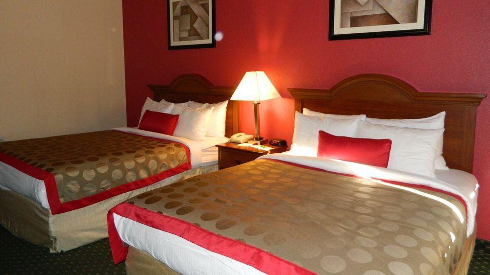 Oyo Hotel Spokane North Экстерьер фото