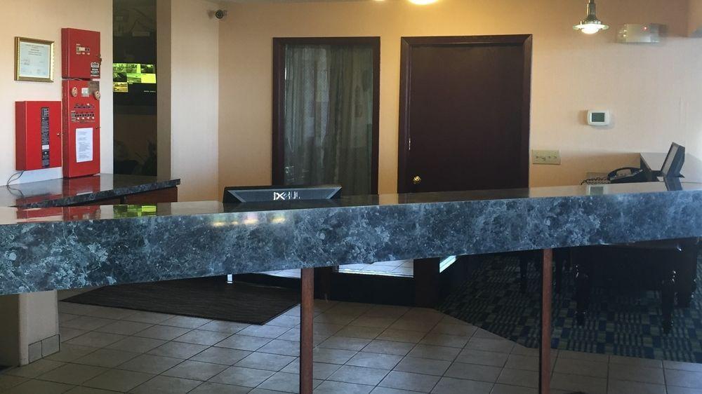 Oyo Hotel Spokane North Экстерьер фото