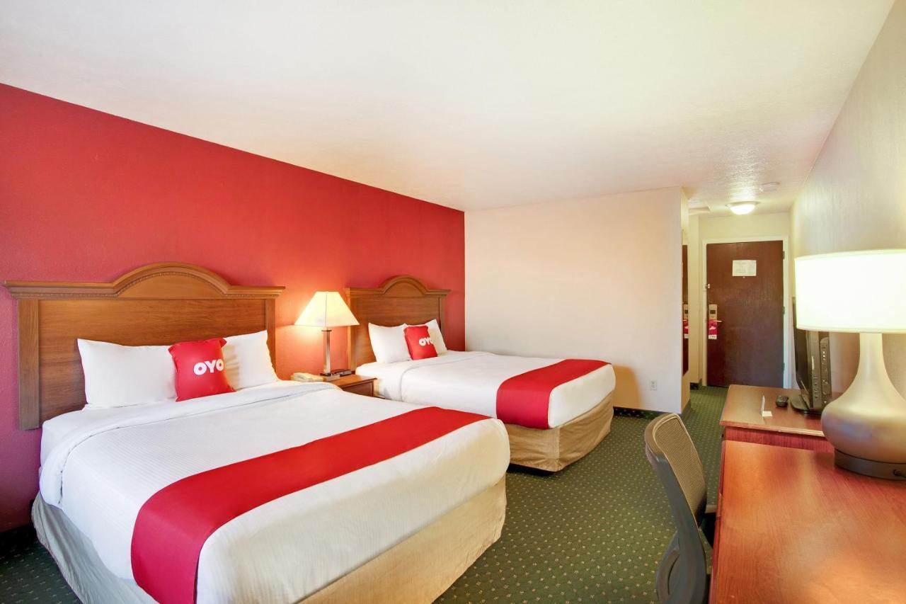 Oyo Hotel Spokane North Номер фото